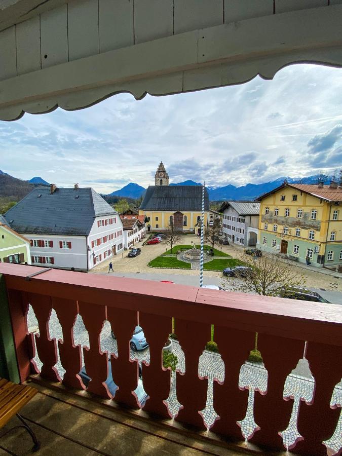Hotel Hofwirt Neubeuern Exteriör bild